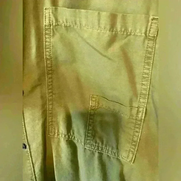 Zara overshirt olive green in excellent condition button down - Picture 3 of 9